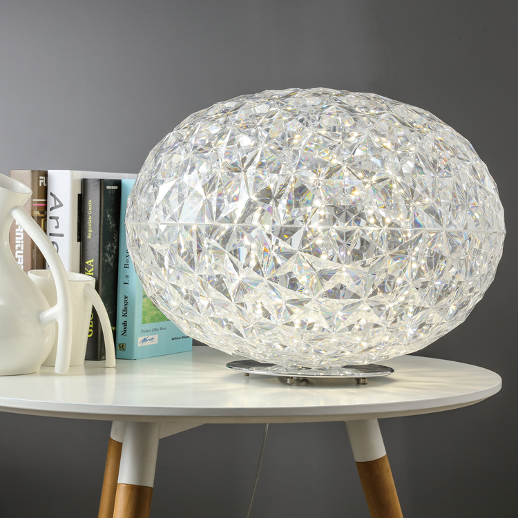 modern simple table lamp