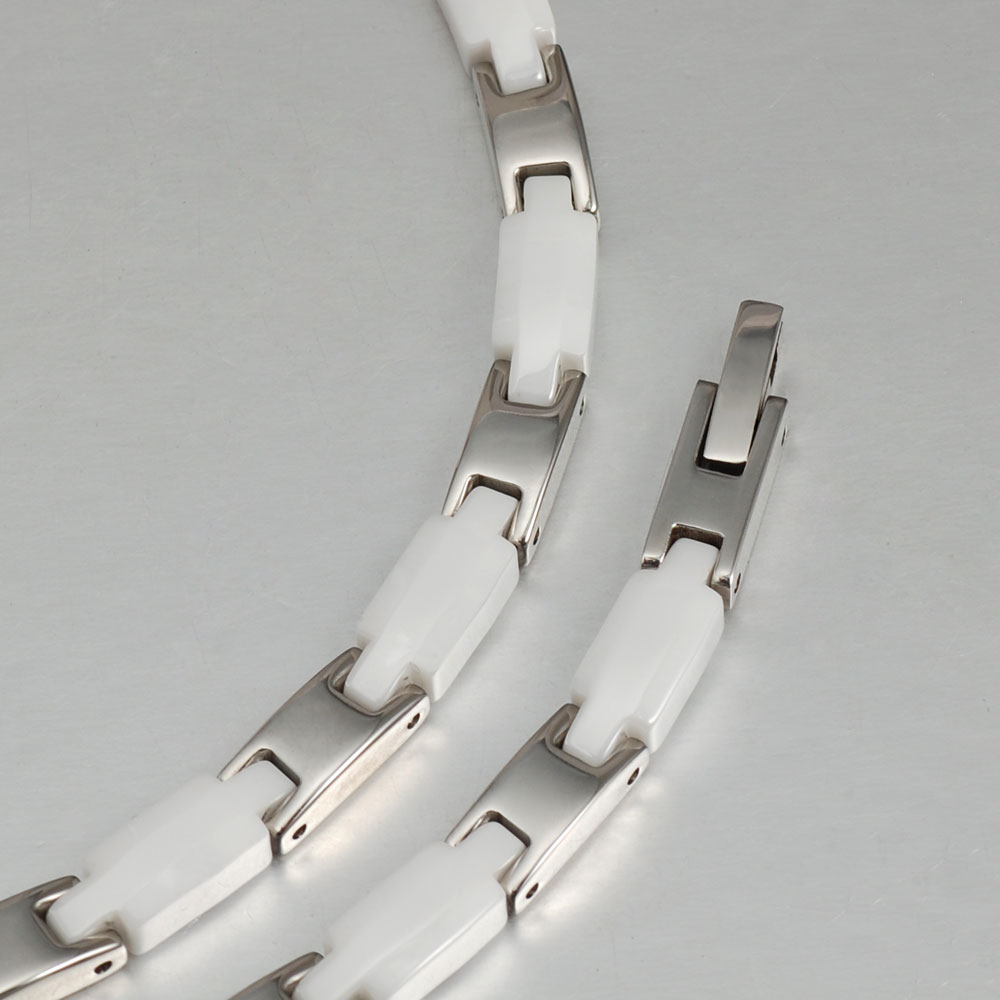 Ceramic necklace