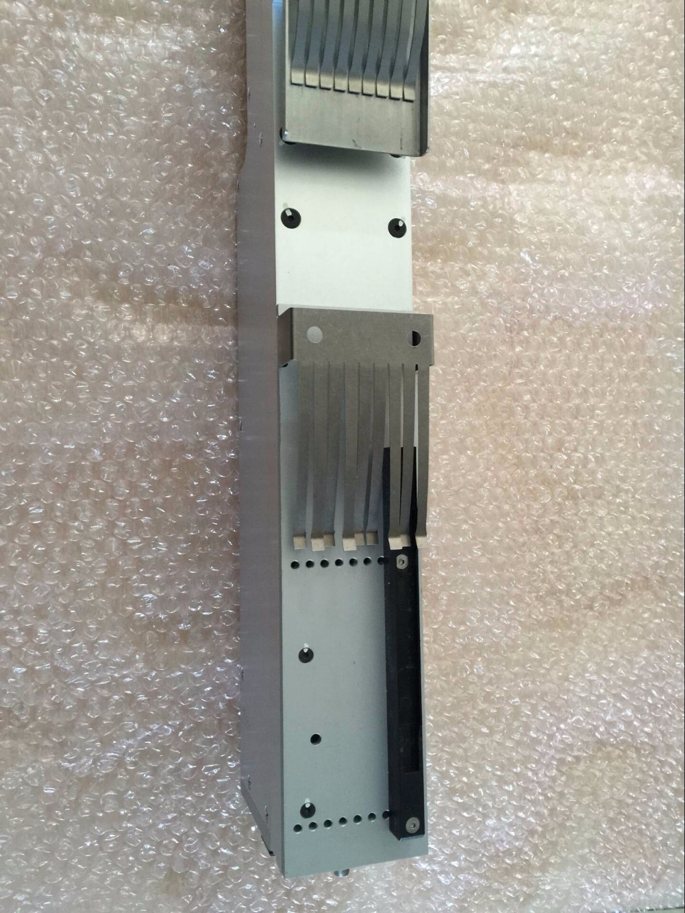 vibration+feeder+for+fuji+nxt+III+5+tubes (1).jpg