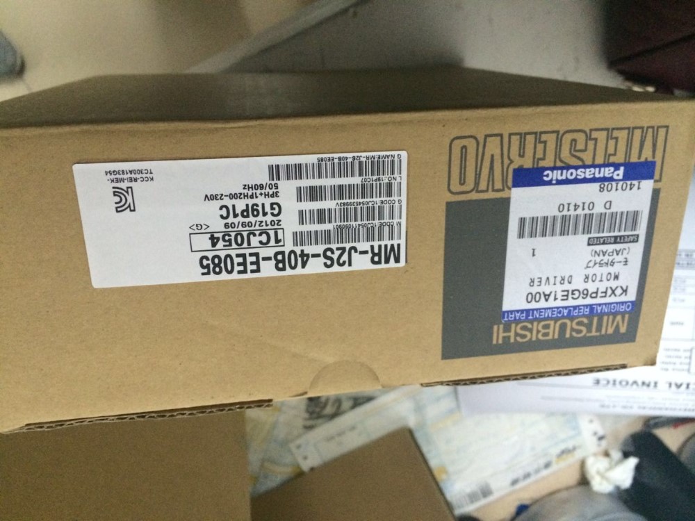 panasonic cm602 motor driver MR-J2S-40B-EE085.jpg