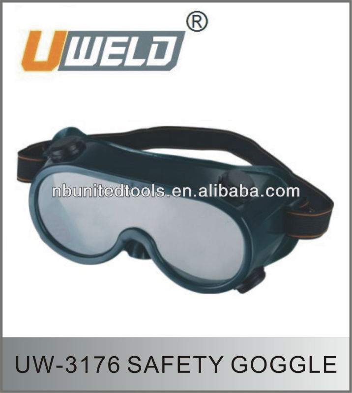 UW-3176.jpg
