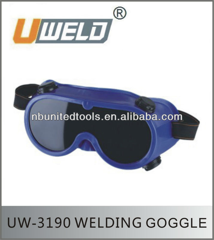 UW-3190.jpg