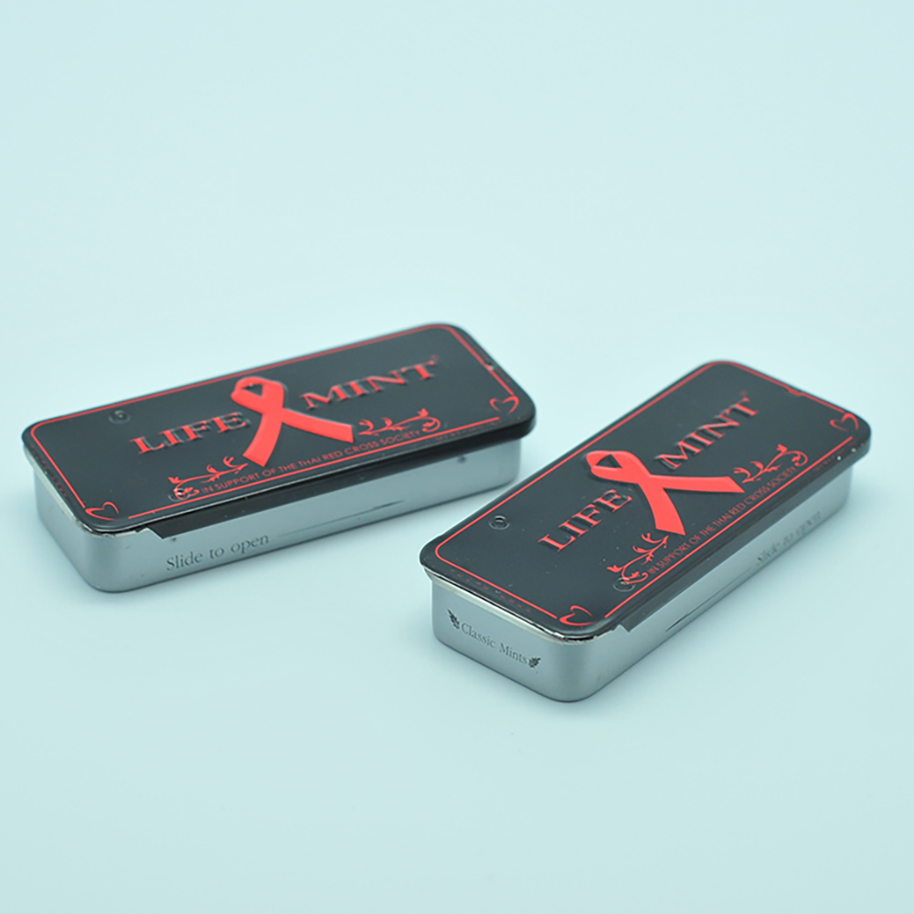 Small mint packing black sliding tin case with inner lid