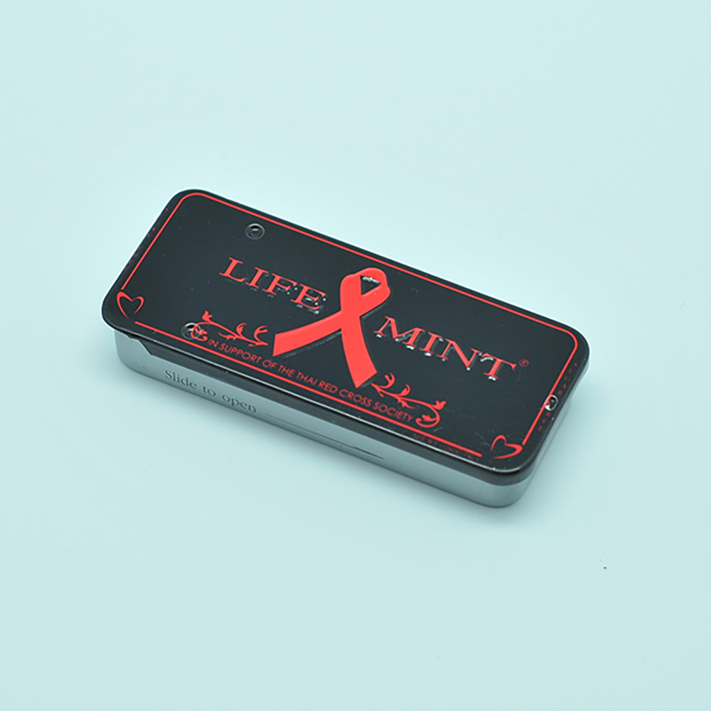 Small mint packing black sliding tin case with inner lid