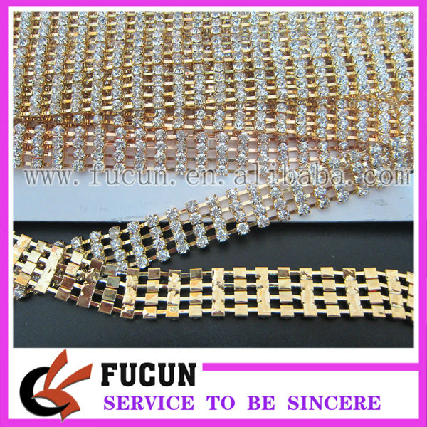 4 rows rhinestone spare cup chain d1.jpg