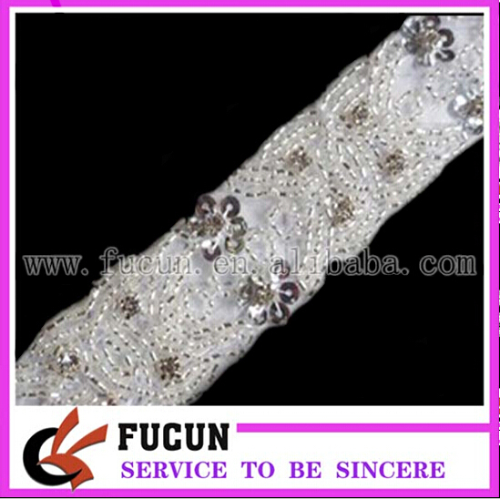 Rhinestone Lace trimming11.jpg
