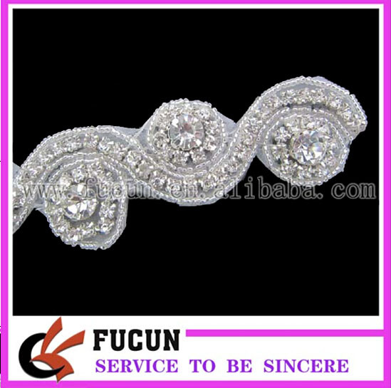Rhinestone Lace trimming04.jpg