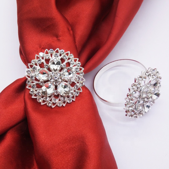 4cm rhinestone napkin ring silver.jpg