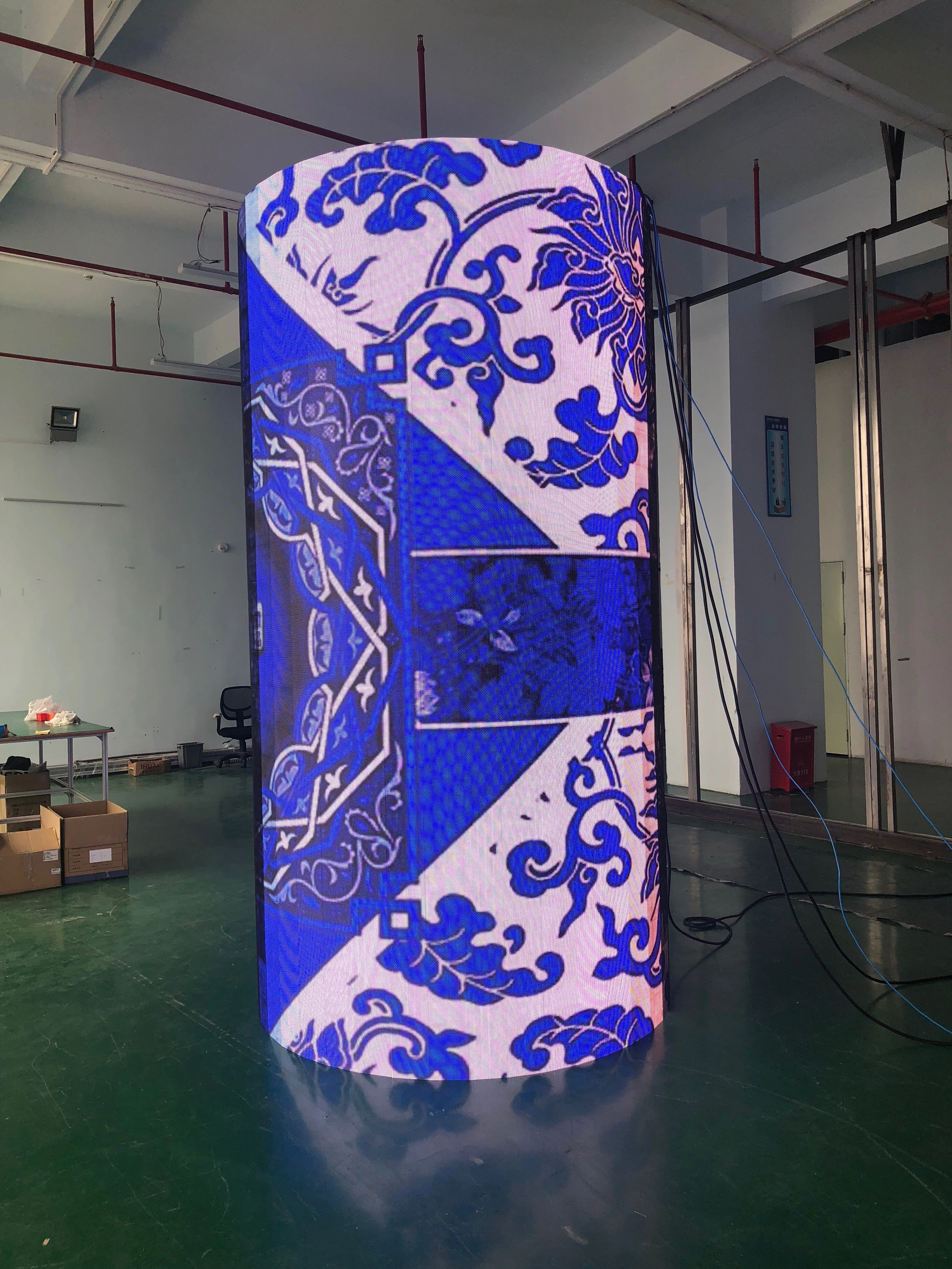 p4 outdoor led display cylinder (2).png