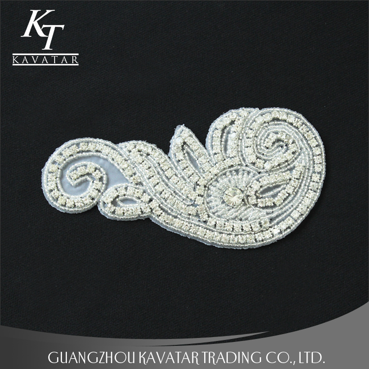 3-crystal-rhinestone.jpg