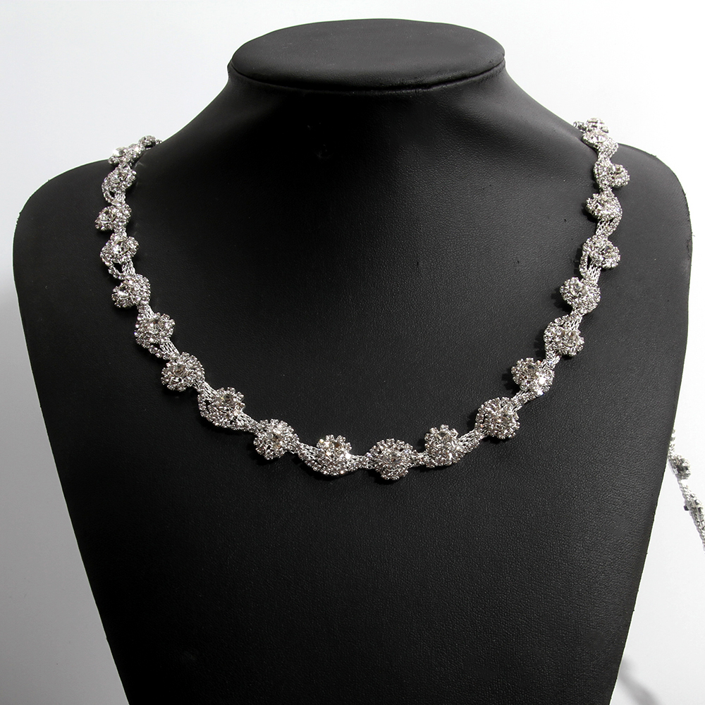 rhinestone chain (10).jpg