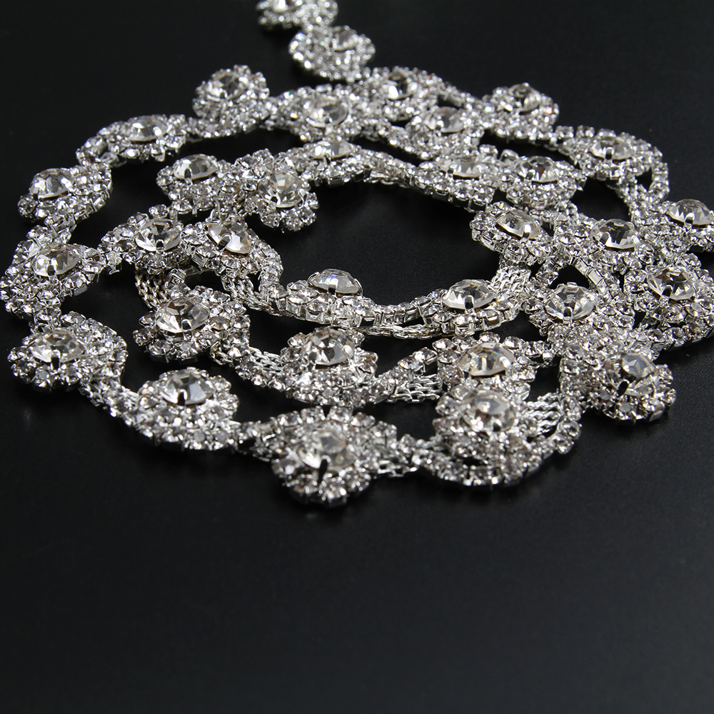 rhinestone chain (6).jpg
