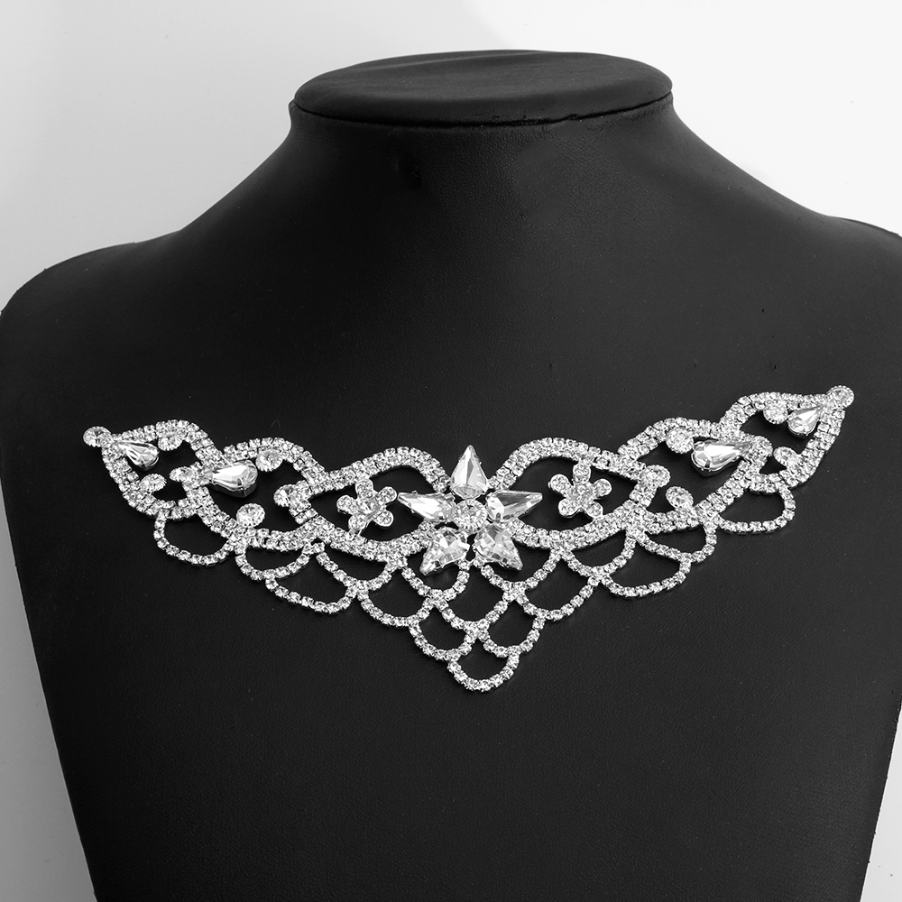 rhinestone chain (12).jpg