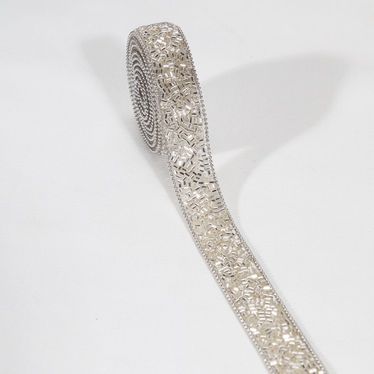 Pony Beads Metal Chain Embellished Trim.jpg
