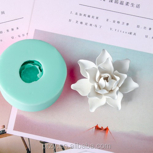 lotus flower mold.png