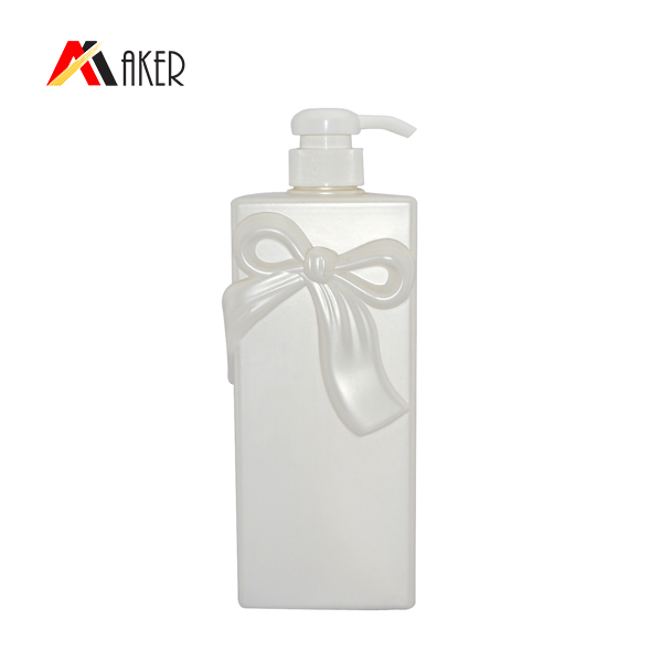 shampoo bottle-1.jpg