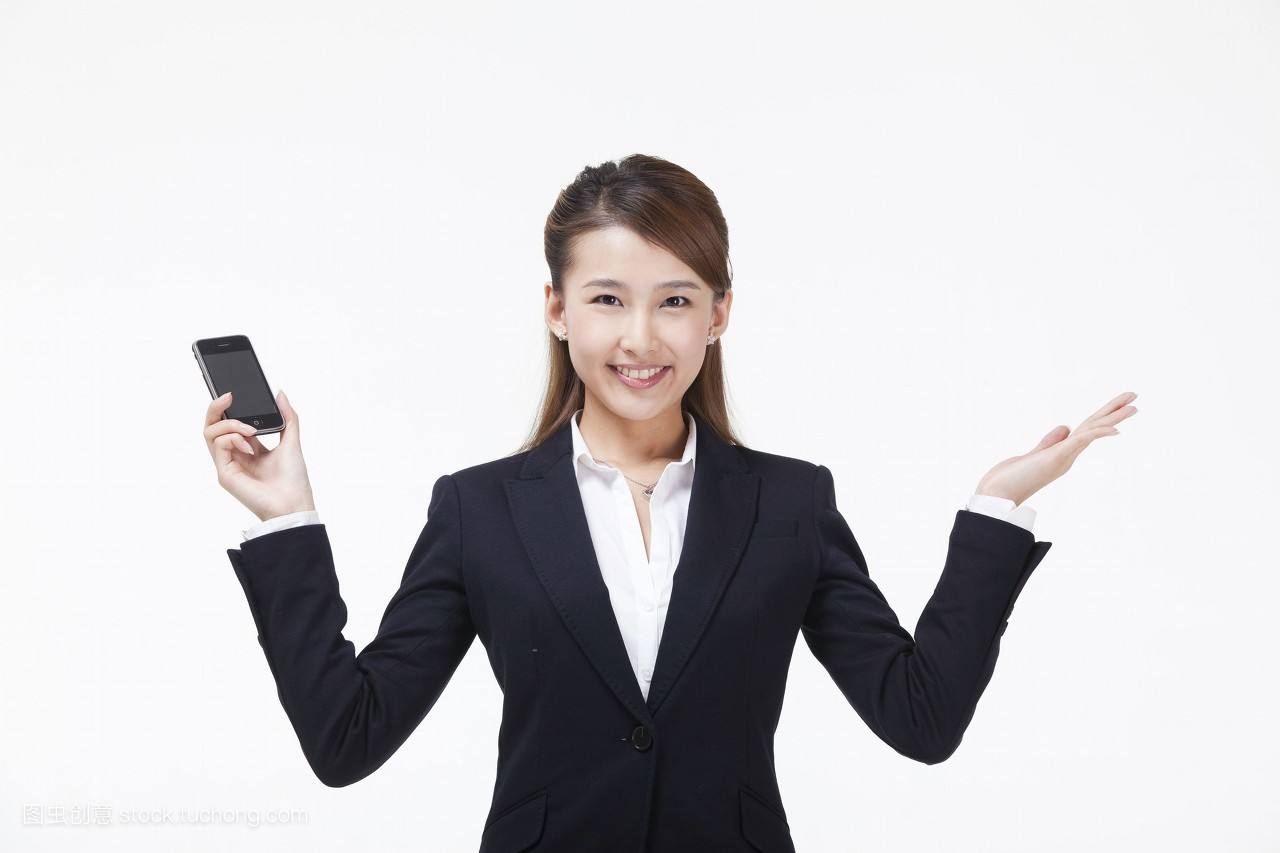 Anna Liu.jpg