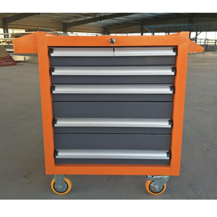 tool cabinet03.jpg
