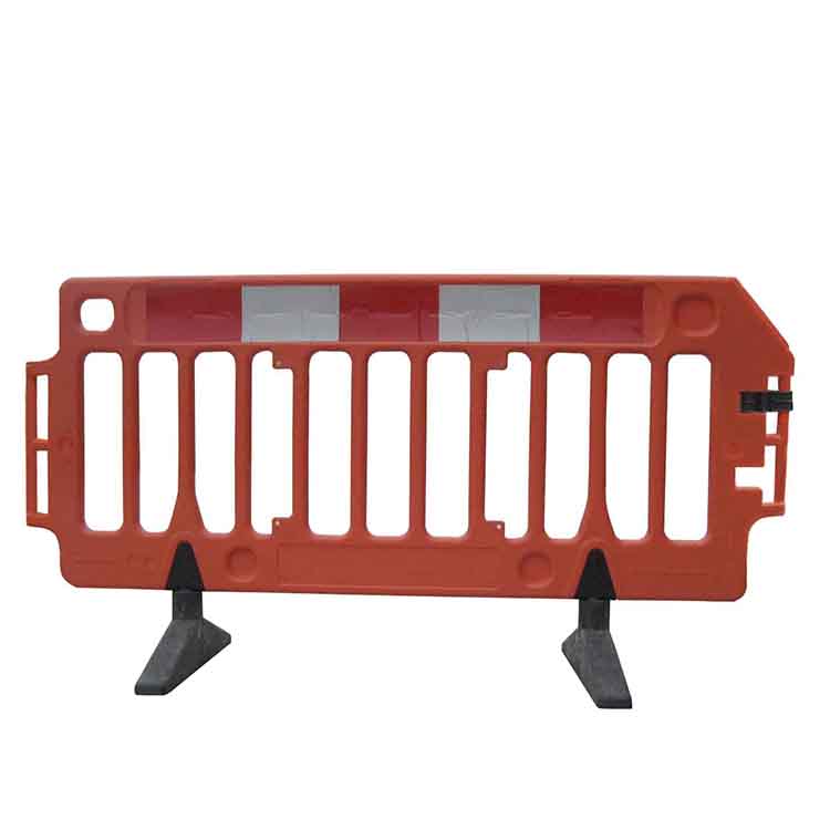 uk plastic barrier.jpg