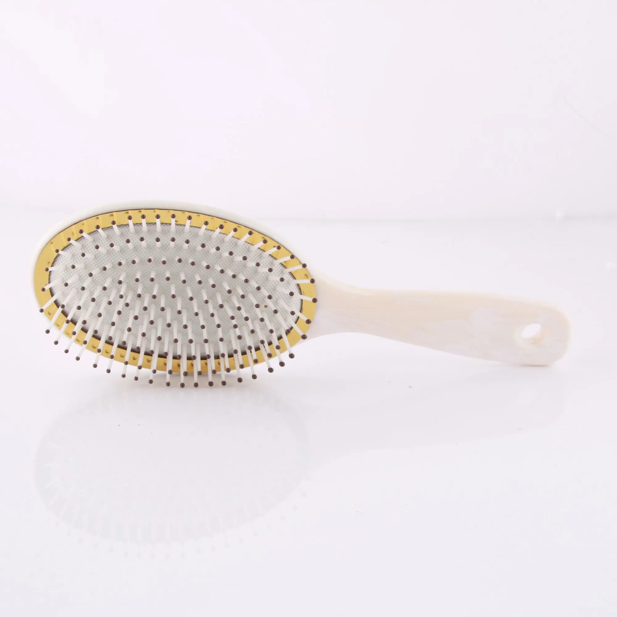 Xinlinda brand professional laser New design portable soft hair brush straightener comb