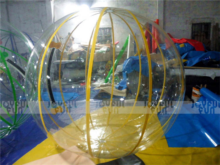 Inflatable Water Rolling Ball Inflatable Floating Water Ball 2.JPG