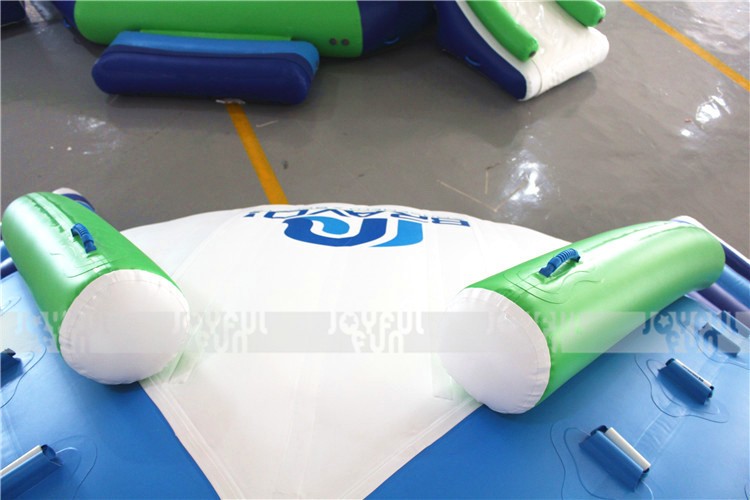 Inflatable Water Island