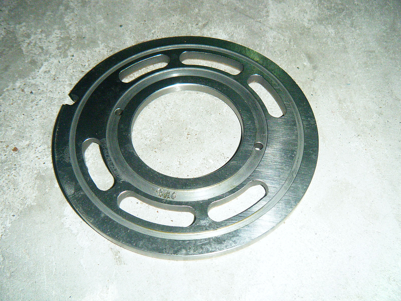 MAG85.jpg