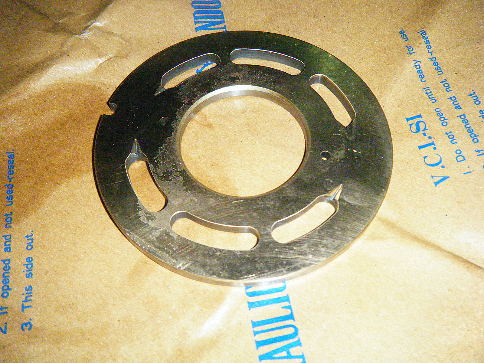 MAG85^..jpg