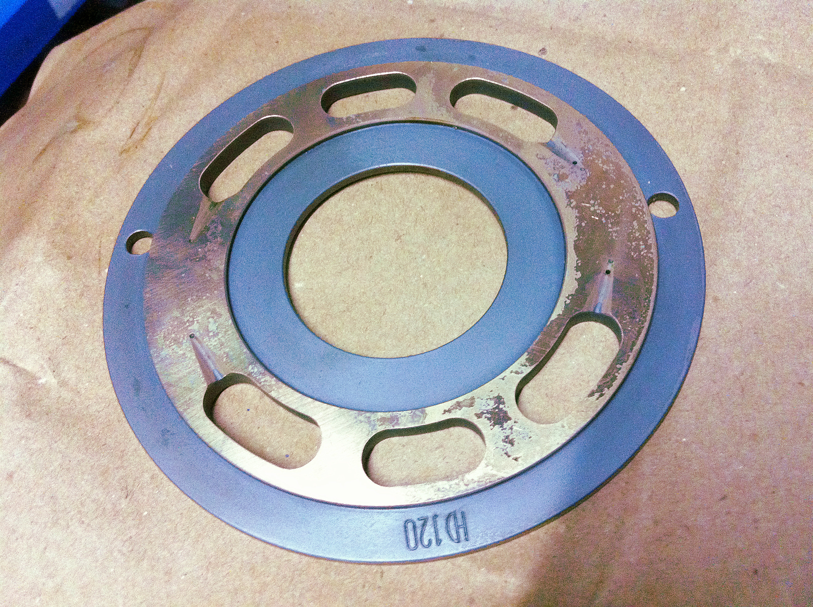 M2X120.jpg