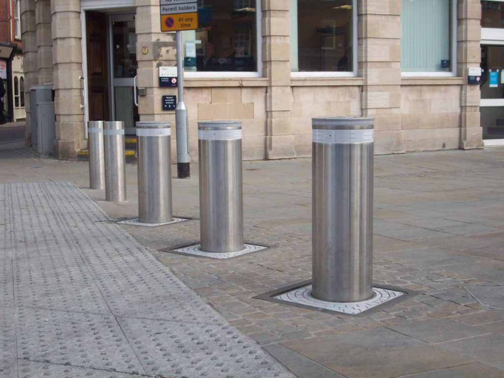 bollards-1024x768