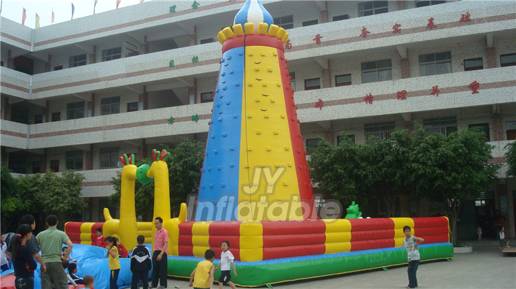 outdoor climbing wall0.jpg