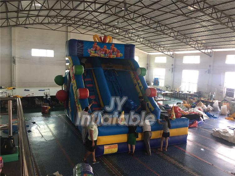 inflatable gift slide01.jpg