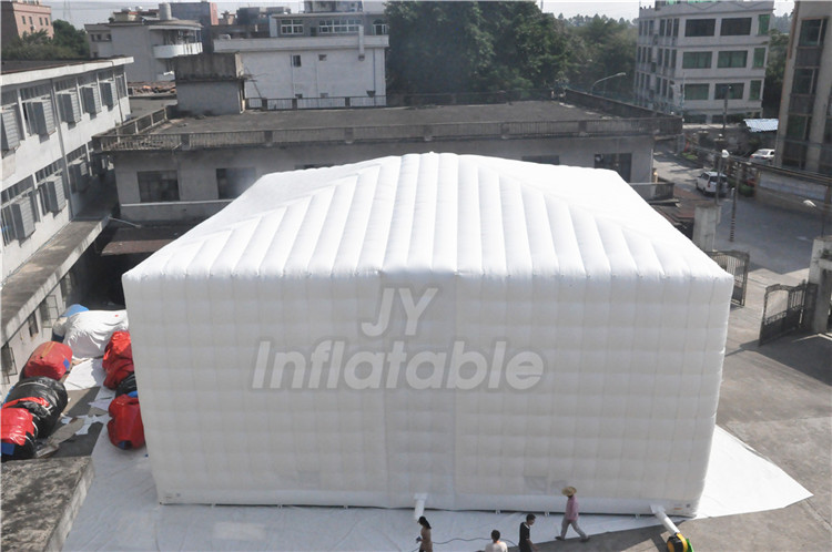 inflatable cube tent2.jpg