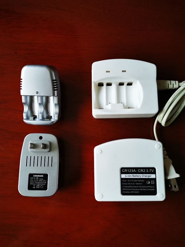 CR123A CR2 charger_2019.9.jpg