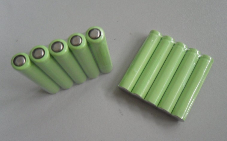 AAAA battery Size B