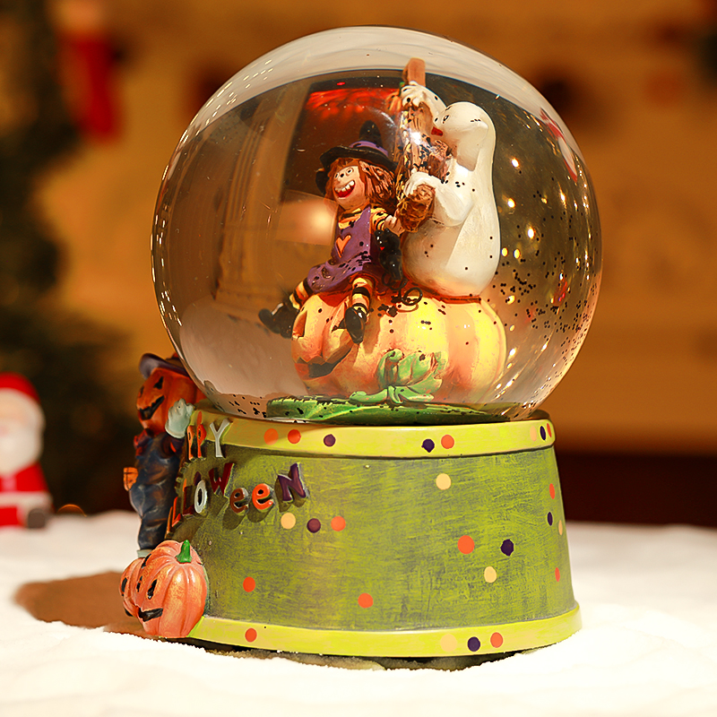 Witch Pumpkin Snow Globes Manufacturer