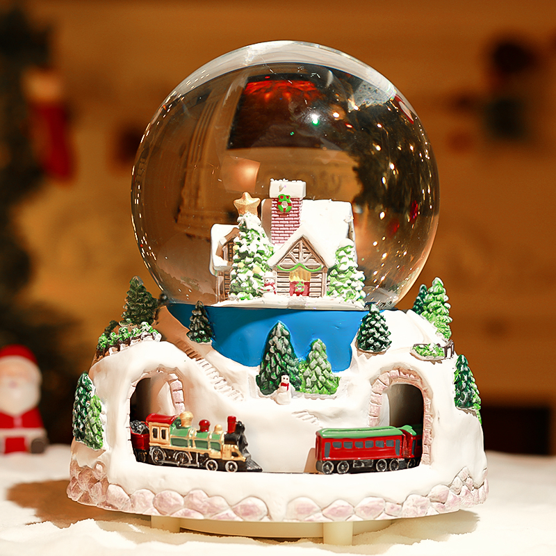 Resin Rotating Train Romantic Snow Globe Manufacturer