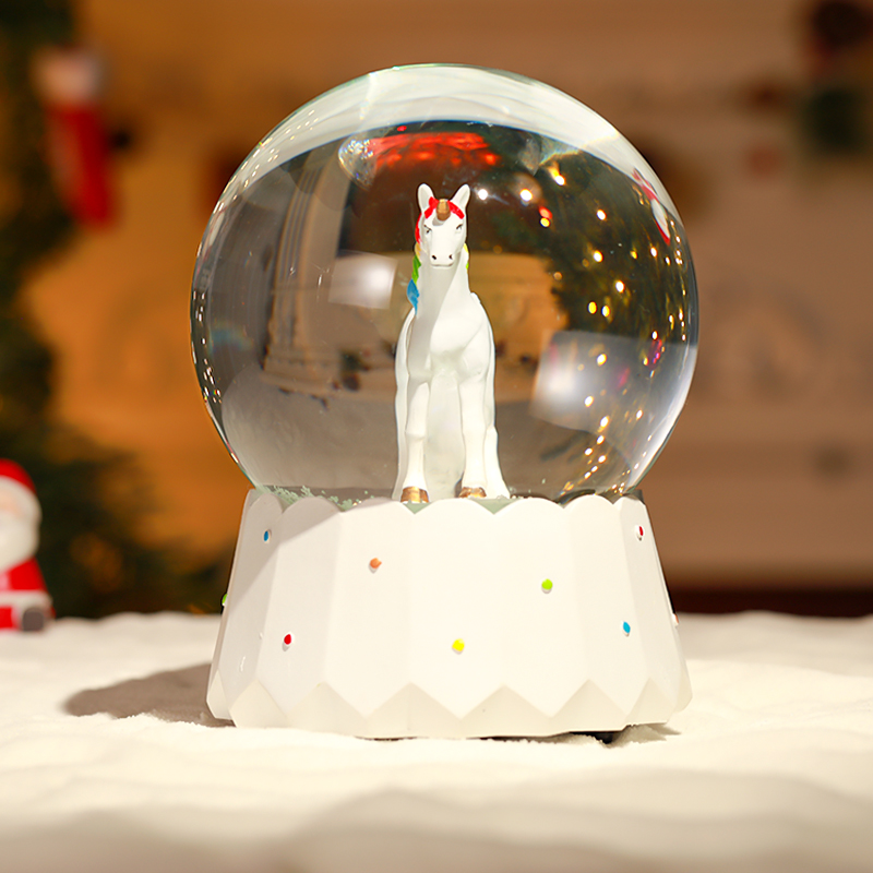 Resin Unicorn Snow Dancer Globe Manufacturer