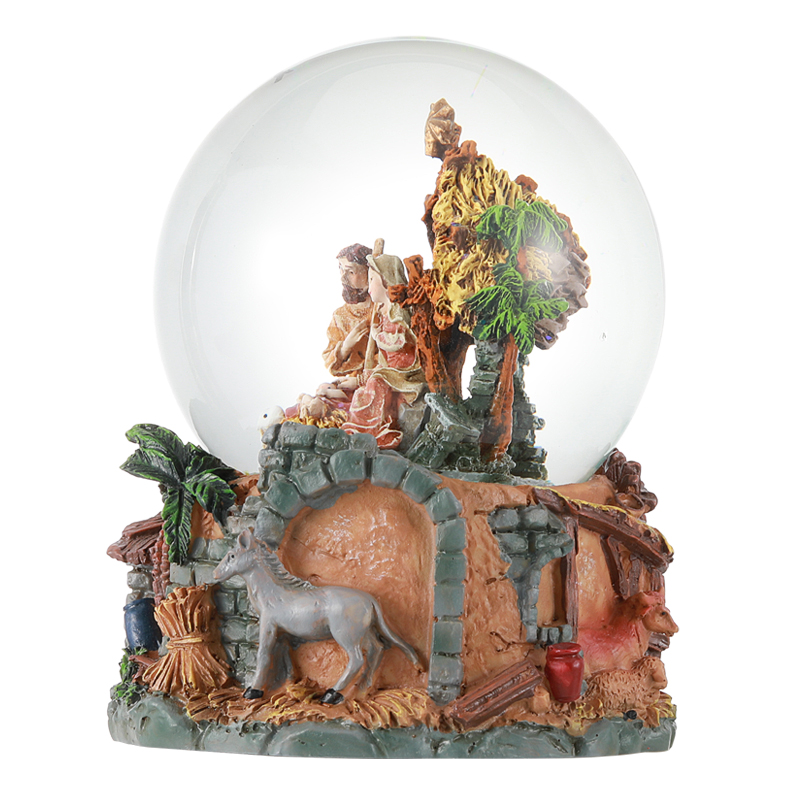 Resin Christmas Snow Globe Manufacturer