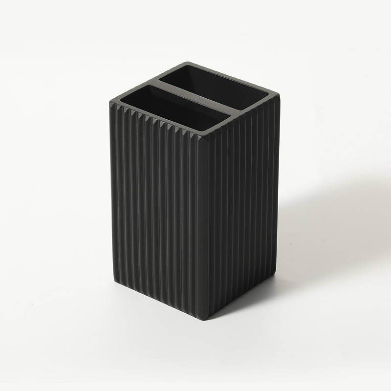 Black Vertical Stripe Resin Bathroom Sets Manufacturer