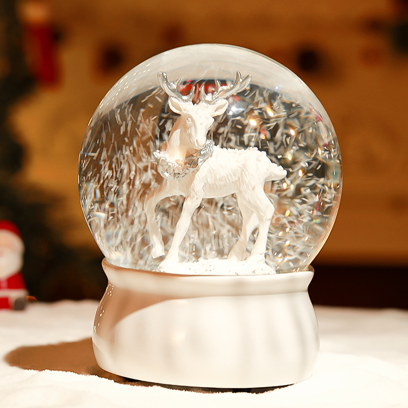 Resin Deer Crystal Ball Manufacturer