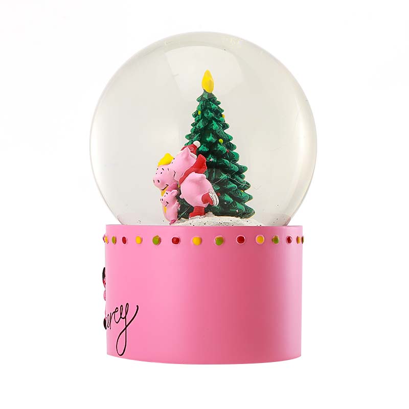 Resin Pig Snow Dancer Globe Manufacturer