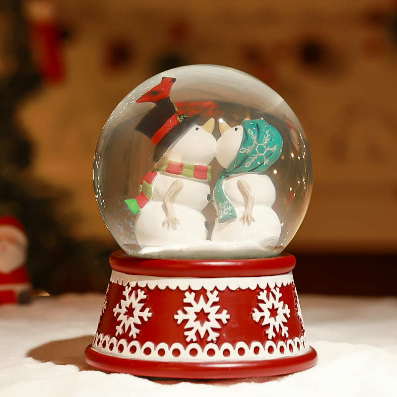 Resin Snowman Crystal Ball Manufacturer