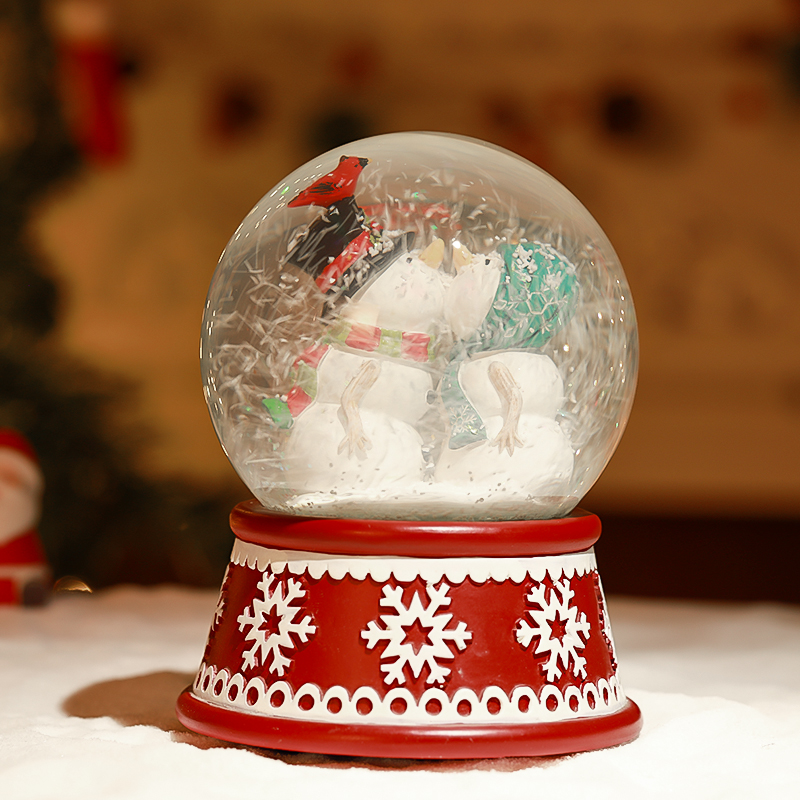 Resin Snowman Crystal Ball Manufacturer