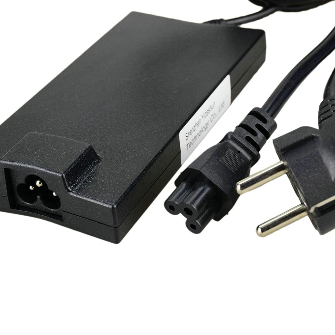 Universal Laptop Adapter