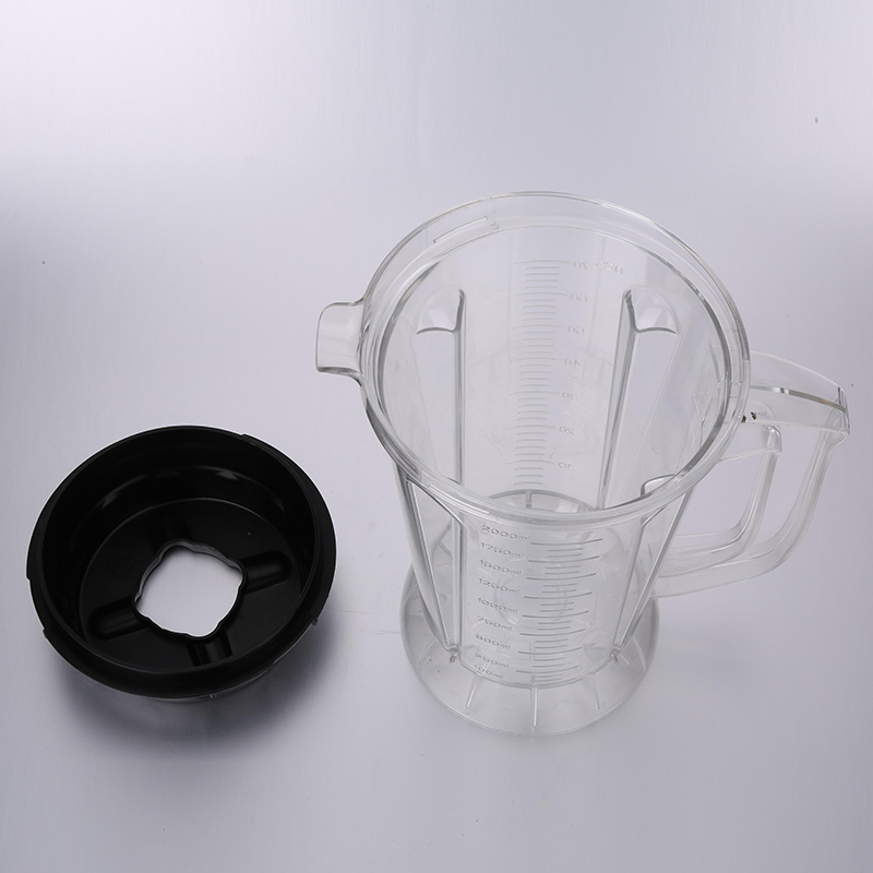 The clear plastic cup is made of polymer injection molding, which combines transparency and durability. High gloss mold ensures smooth surface, and precise temperature control can effectively prevent defects.