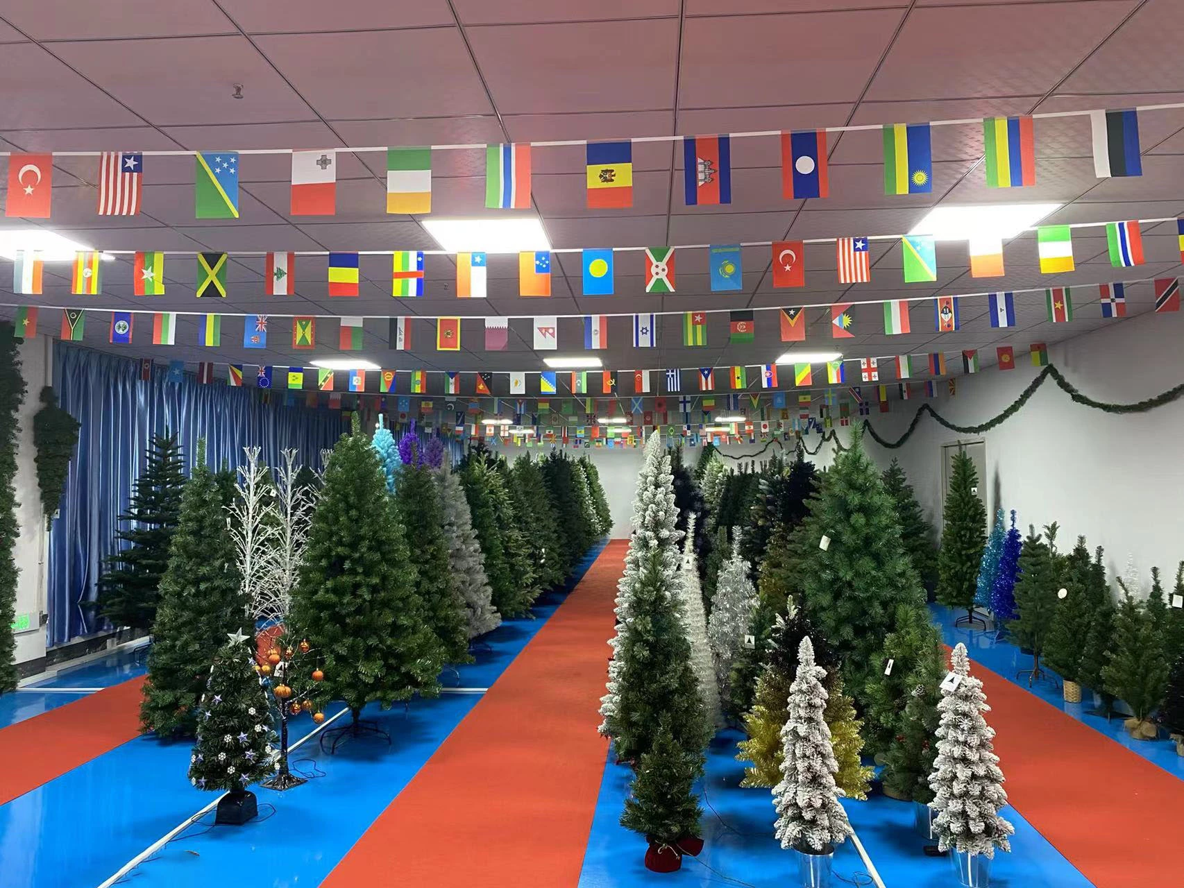 Rotierender Weihnachtsbaumständer mit Musik und Fernbedienung – LED-Lichteffekte, stabile Basis für künstliche Weihnachtsbäume, perfekt für die Weihnachtsdekoration