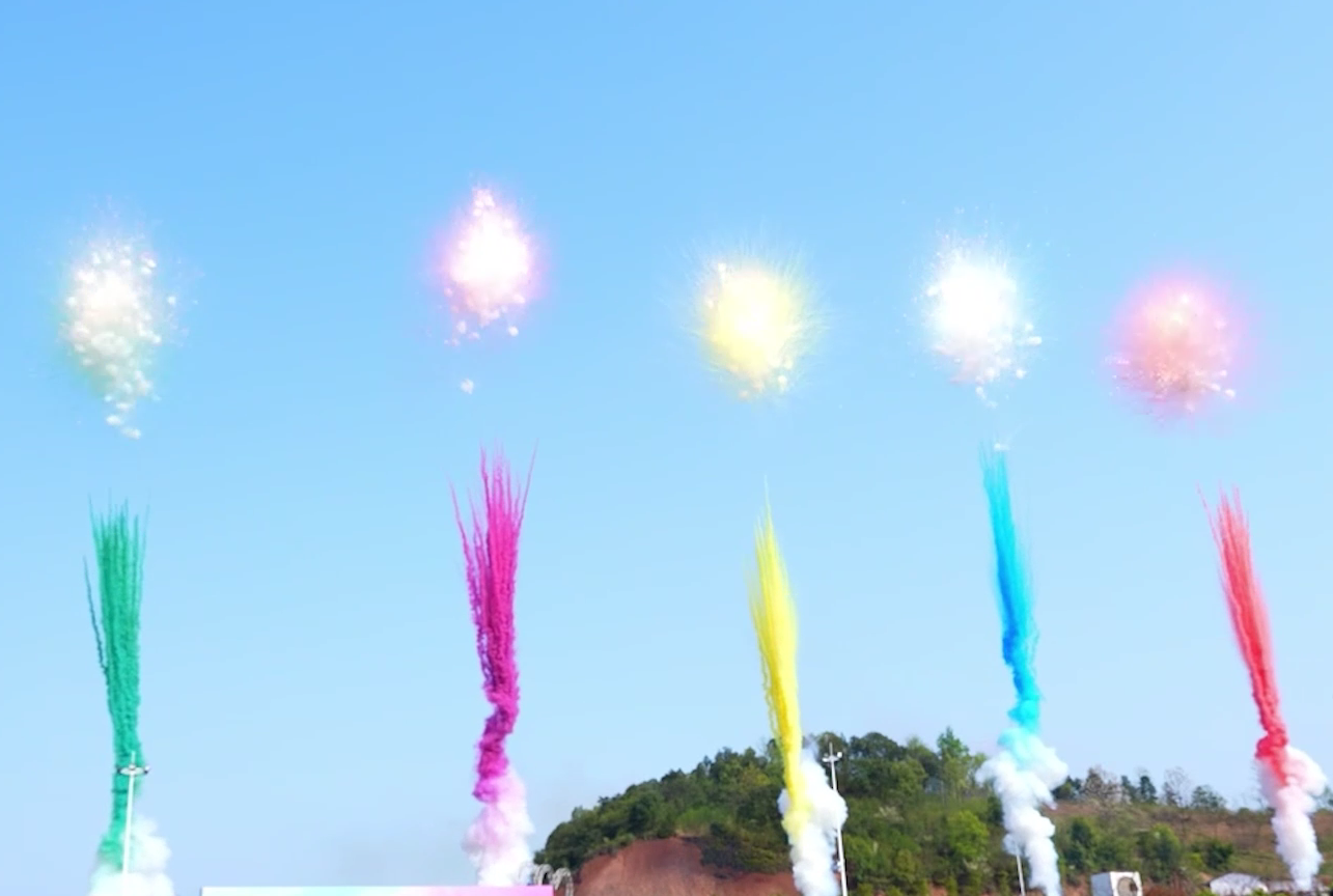 CE certified color smoke fireworks manufacturer in Liuyang China