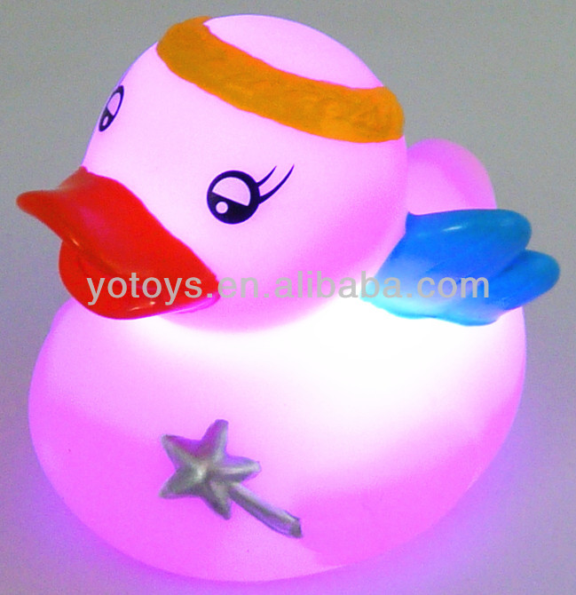 YTFT002A flashing duck.jpg