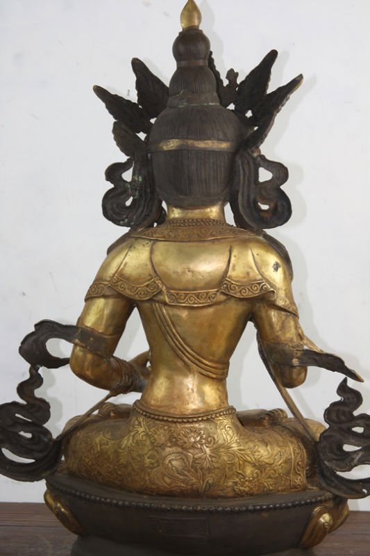 antique bronze buddha-03.jpg